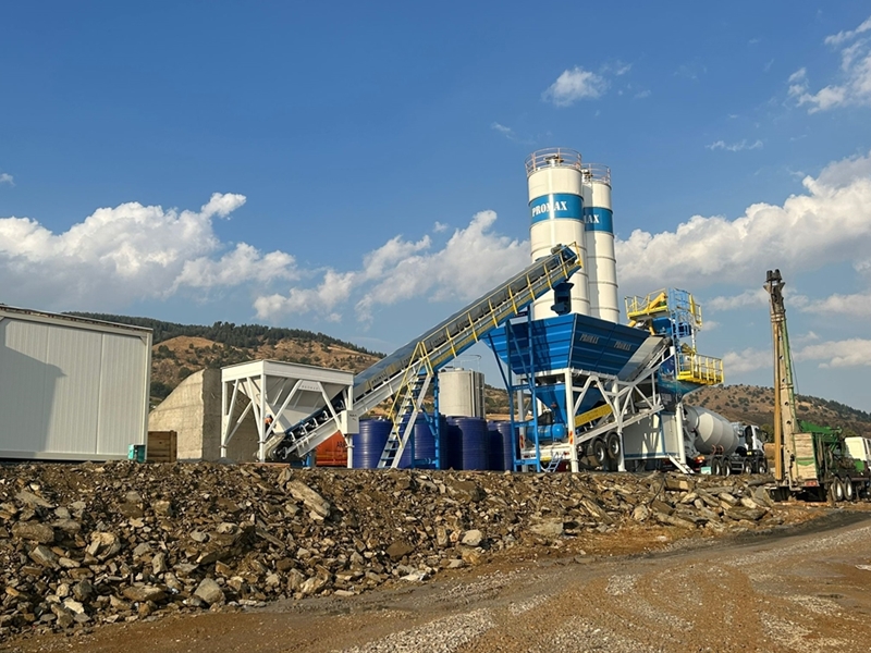 100m³/h Mobile Concrete Batching Plant
